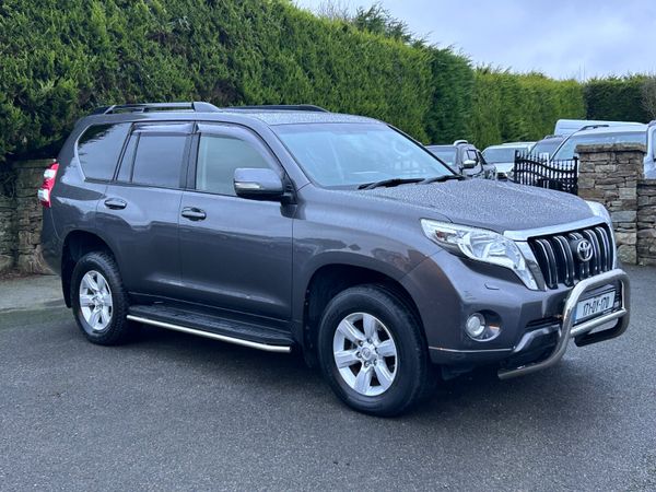 Toyota Land Cruiser 2017 379037536