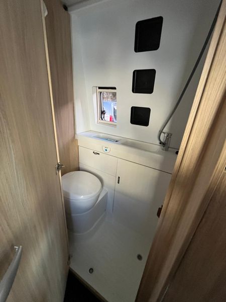 WEINSBERG Camper van pop-up roof 379146363