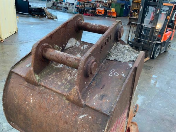36" DIGGING BUCKET....80mm PINS........HL3. 379162957