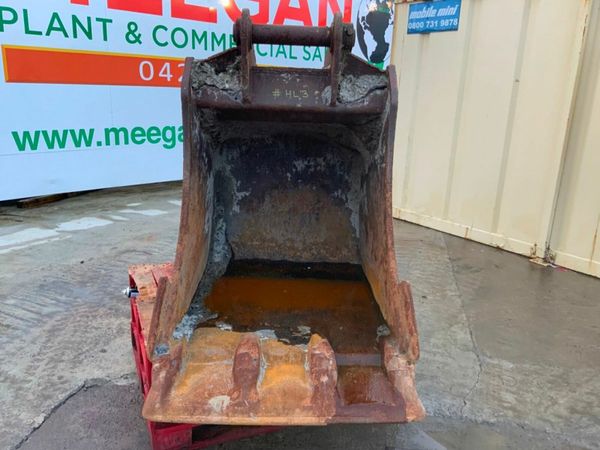 36" DIGGING BUCKET....80mm PINS........HL3. 379162964