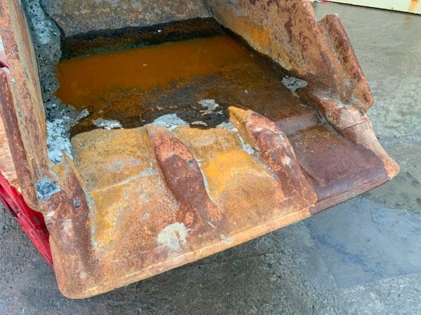 36" DIGGING BUCKET....80mm PINS........HL3. 379162968