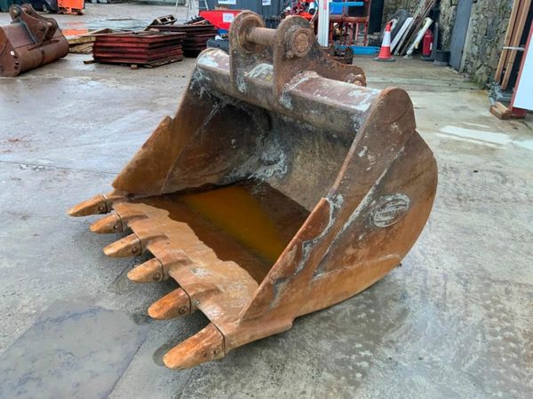 60" STRICKLAND BUCKET....80mm PINS....HL4. 379163028