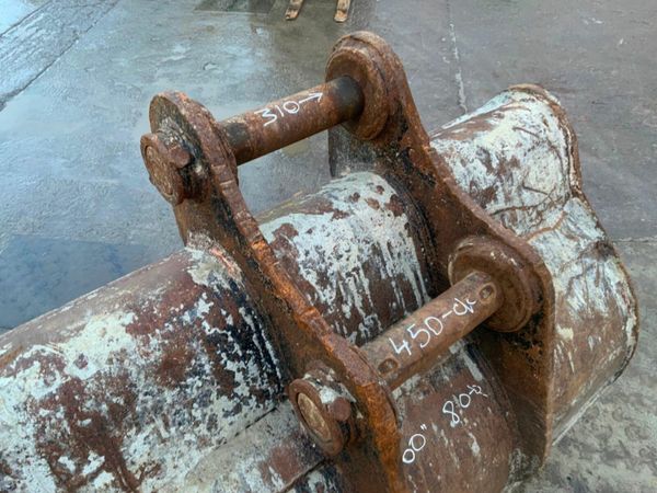 60" STRICKLAND BUCKET....80mm PINS....HL4. 379163032