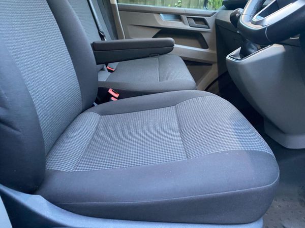 Volkswagen Transporter 2021 379124880