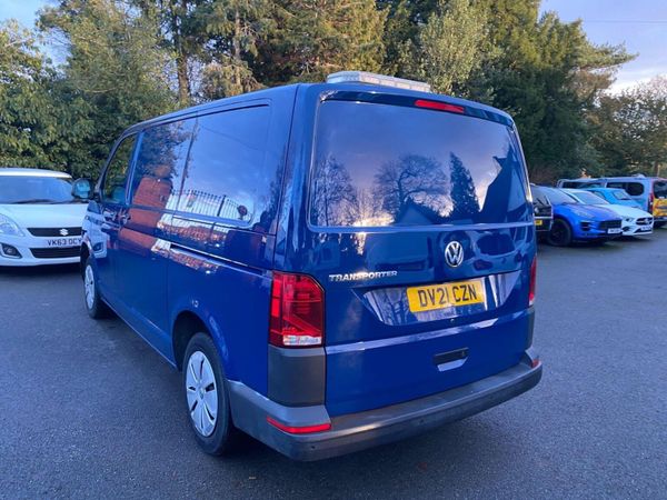 Volkswagen Transporter 2021 379124907