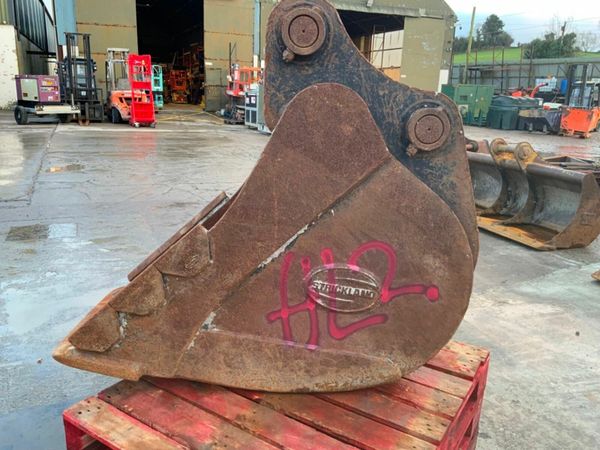 24" STRICKLAND BUCKET....80mm PINS.........HL2. 379248453