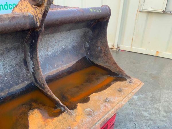 84" CAT GRADING BUCKET.........80mm PINS.........H 379248468