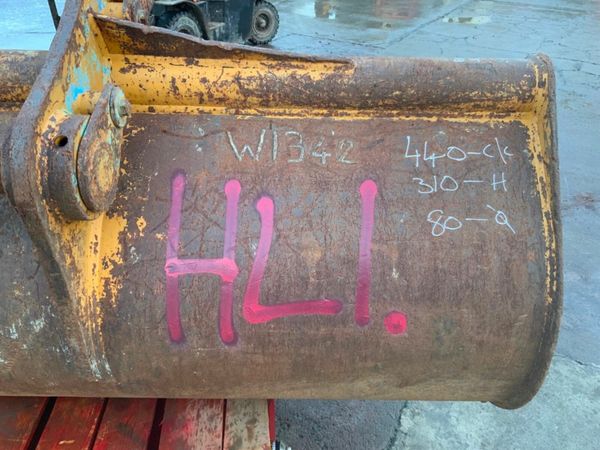 84" CAT GRADING BUCKET.........80mm PINS.........H 379248481