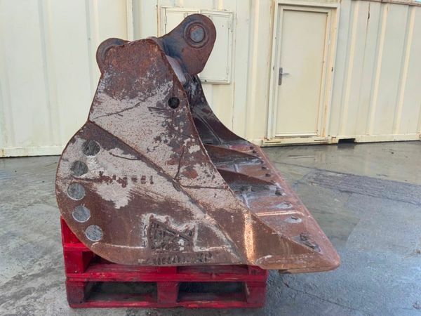 84" RHINOX GRADING BUCKET....80mm PINS......656v. 379248430