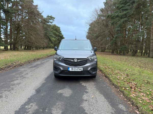 Opel Vauxhall Combo 2019 Van 379255211