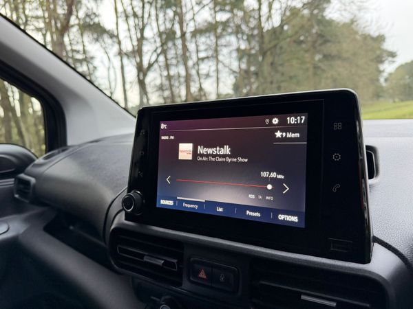 Opel Vauxhall Combo 2019 Van 379255447