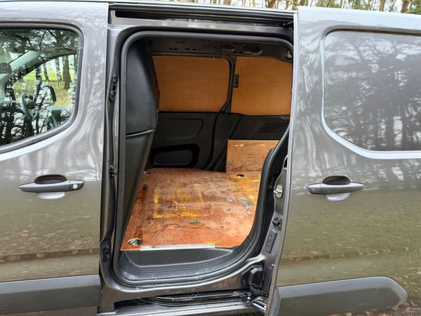 Opel Vauxhall Combo 2019 Van 379255474