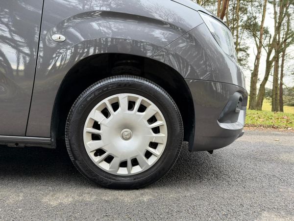 Opel Vauxhall Combo 2019 Van 379255572