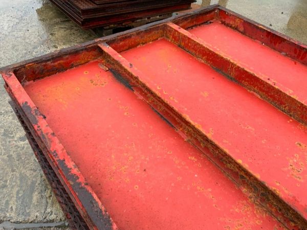 HEAVY DUTY CHEQUERED PLATE STEEL FRAMES. 379267798