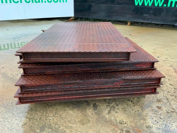 HEAVY DUTY CHEQUERED PLATE STEEL FRAMES. 379267802