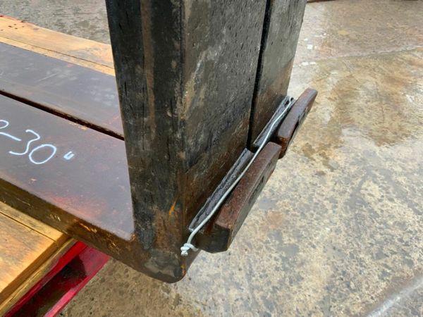 9 ft...108" CATEGORY 4  LONG REACH FORKS....752v. 379272808