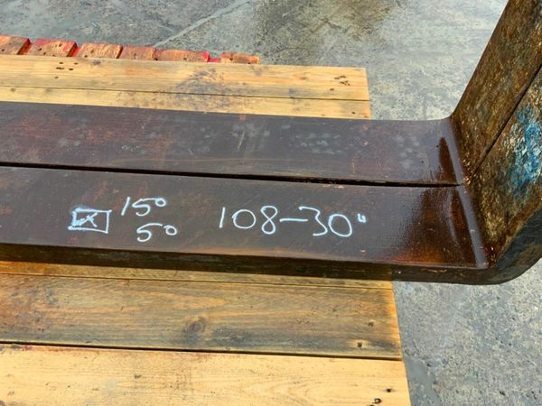 9 ft...108" CATEGORY 4  LONG REACH FORKS....752v. 379272810