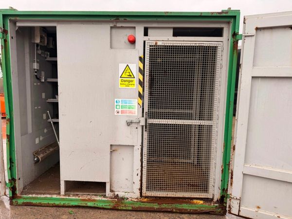 20 x 9 container with extra security doors....933T 379272830