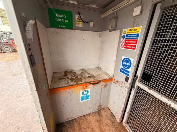 20 x 9 container with extra security doors....933T 379272837