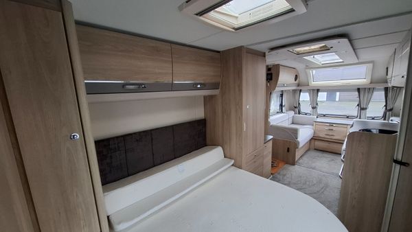 Elddis  Magnum GT Caravan Island bed 379279583