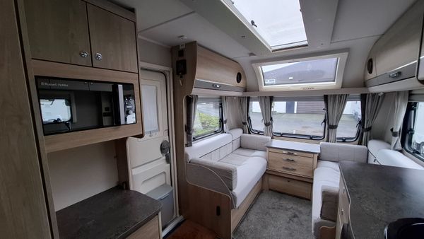 Elddis  Magnum GT Caravan Island bed 379279596
