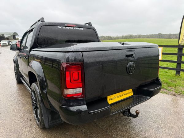 171 Volkswagen Amarok Black Ed BARGAIN 379283682