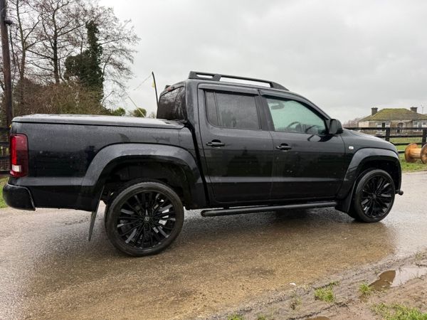 171 Volkswagen Amarok Black Ed BARGAIN 379283692