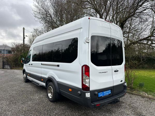 Ford Transit 379290541
