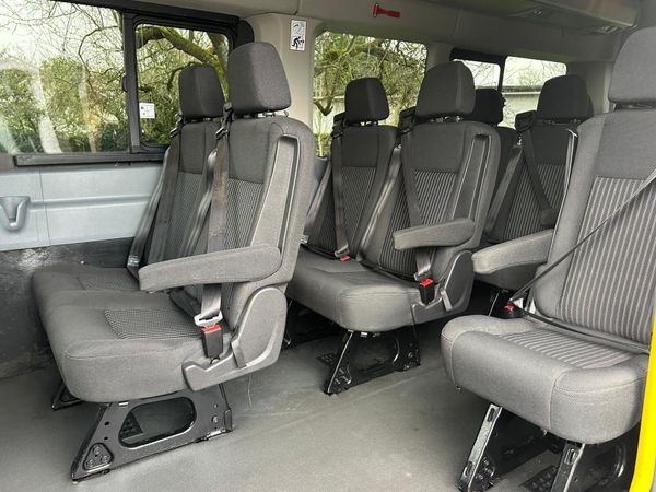 Ford Transit 379290546