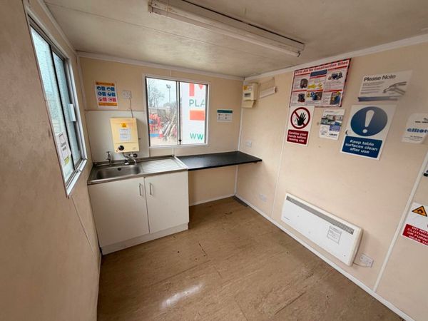 20 x 8 SITE OFFICE CANTEEN...DOUBLE ROOM..652P 379213644