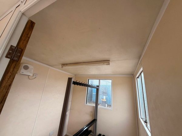 20 x 8 SITE OFFICE CANTEEN...DOUBLE ROOM..652P 379213647