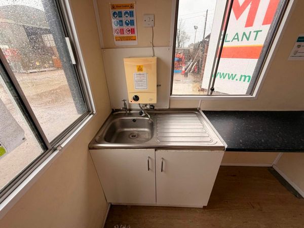 20 x 8 SITE OFFICE CANTEEN...DOUBLE ROOM..652P 379213654