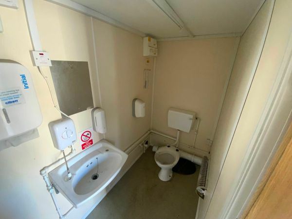 13 x 9 CONTAINERISED SITE TOILET BLOCK....804P 379213603