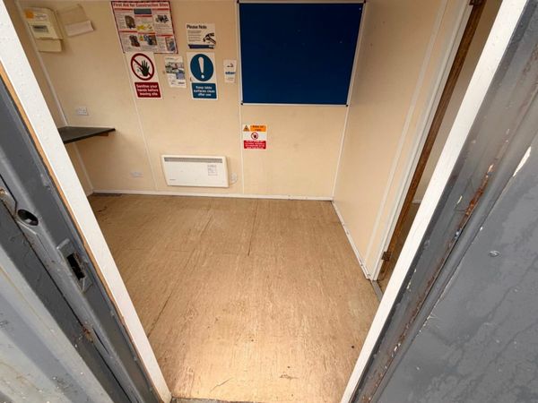 20 x 8 SITE OFFICE CANTEEN...DOUBLE ROOM..652P 379213636