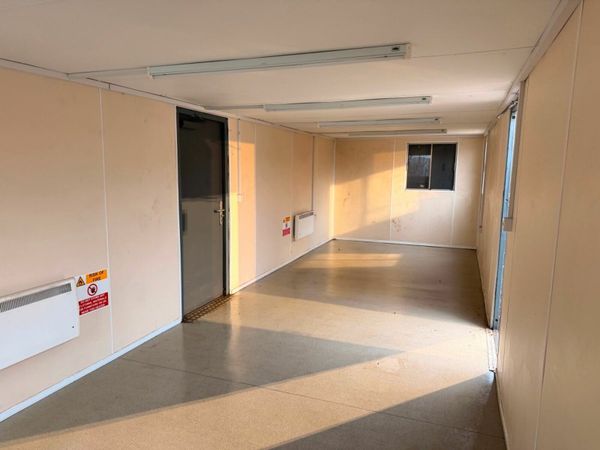 32 x 10 SITE OFFICE CONTAINER , KITCHEN....803P 379348835