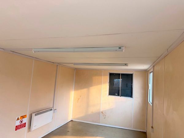 32 x 10 SITE OFFICE CONTAINER , KITCHEN....803P 379348837