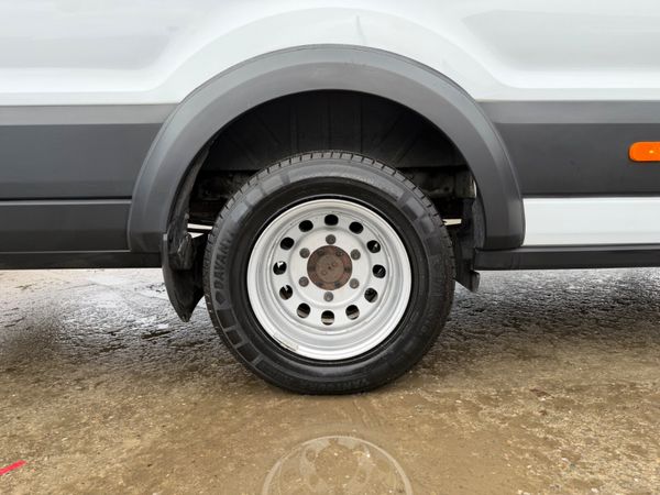 2024 FORD TRANSIT AUTO LIMITED MINIBUS 379349346