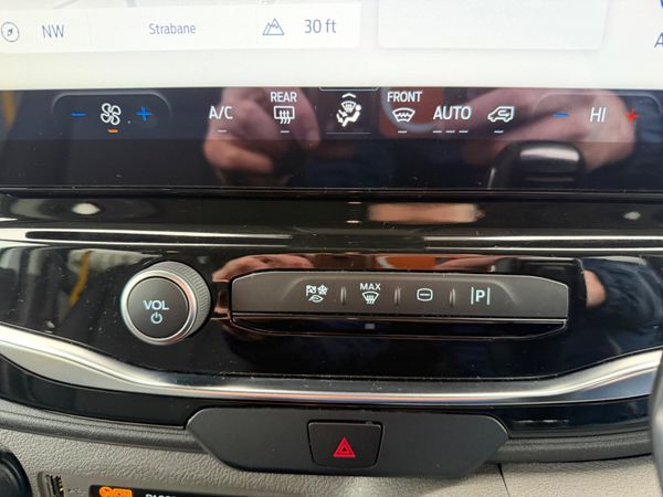 2024 FORD TRANSIT AUTO LIMITED MINIBUS 379349360