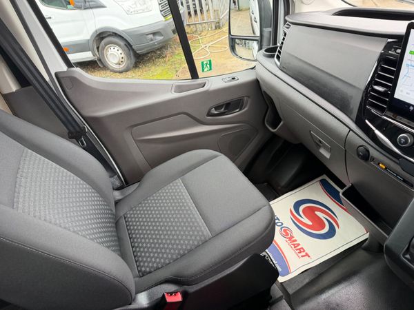 2024 FORD TRANSIT AUTO LIMITED MINIBUS 379349365