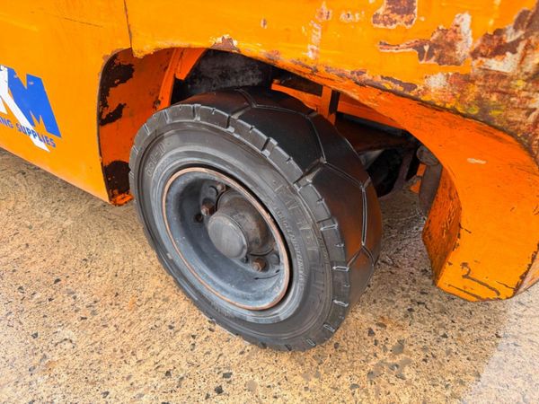 2015 HANGCHA 3 TON ....3 stage ....20 ft ......36T 379359193