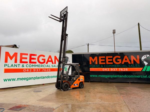 2015 HANGCHA 3 TON ....3 stage ....20 ft ......36T 379359217