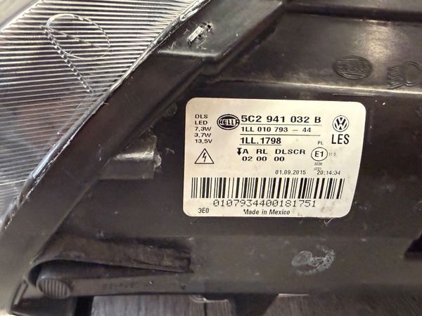 2016beetles Right headlamp 379365738