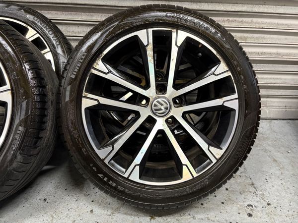 Volkswagen Golf R-Line Alloys 17” 379314858