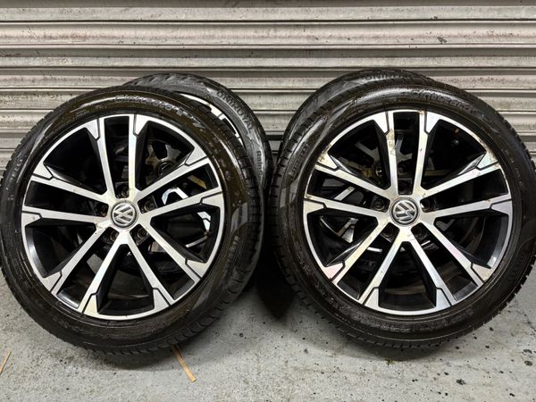 Volkswagen Golf R-Line Alloys 17” 379314869