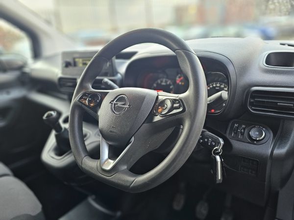 OPEL COMBO 1.5 // 3 SEATS // 05/26 CVRT 379489362