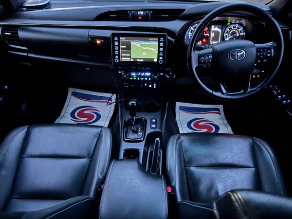 211 Toyota Hilux Invincible X 2.8L LOOK***** 379407057