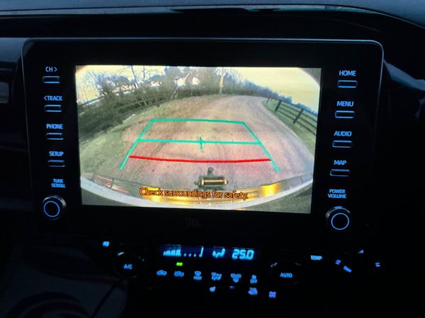 211 Toyota Hilux Invincible X 2.8L LOOK***** 379407059