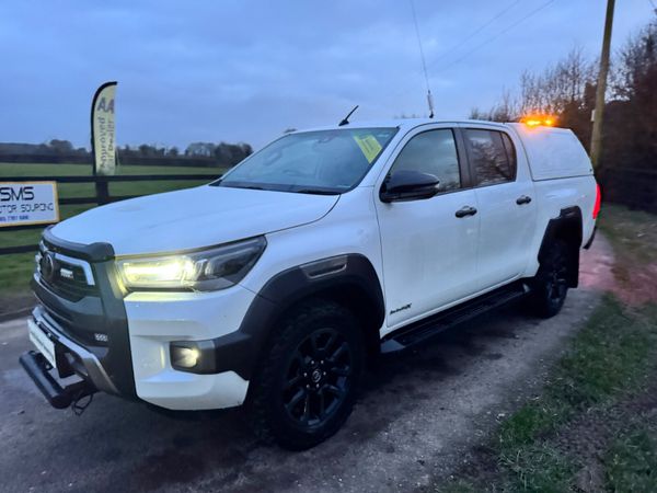 211 Toyota Hilux Invincible X 2.8L LOOK***** 379407029