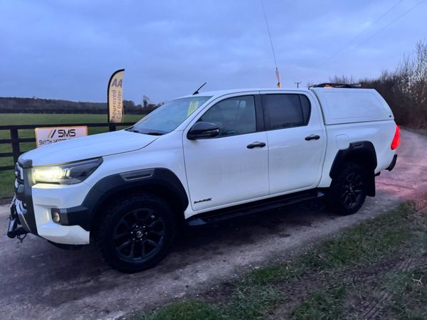 211 Toyota Hilux Invincible X 2.8L LOOK***** 379407037