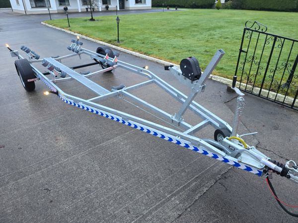 Boat trailer 379416232